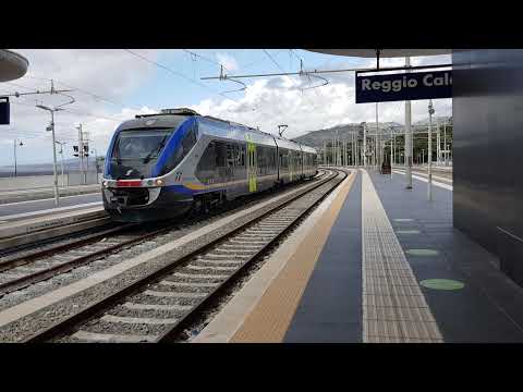 Treno Regionale Minuetto ME 021 Regionale 22013 Cosenza-Reggio di Calabria Centrale