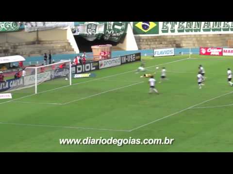 Goiás vence o Goianésia e vai disputar final com o Aparecidense