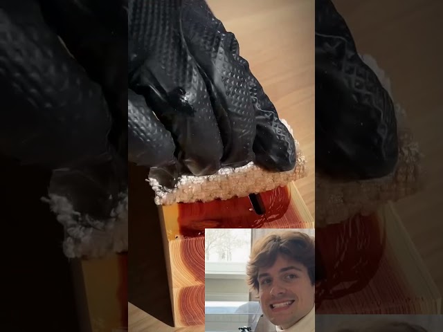 Vídeo relacionado con Dispensador de Papel de Aluminio de Acero Inoxidable (45 cm) con Frescura y Papel de Aluminio Higiénico, a Prueba de Polvo, 2 Cuchillas de Repuesto, Plegable, Ideal para Catering