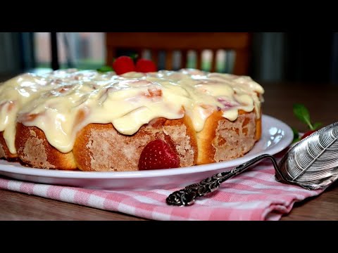 Diese fluffigen Himbeerschnecken müsst ihr unbedingt probieren! / Raspberry Cream Cheese Sweet Rolls