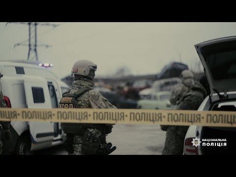 Розбій, заручники, погоня: як пройшли навчання поліцейських у Франківську