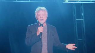 Frankie Valli &amp; The Four Seasons - Walk Like A Man