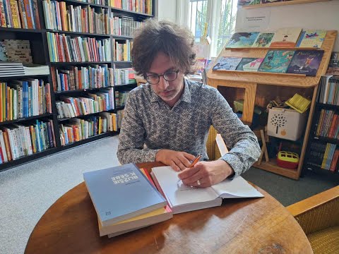 Odvaha k súcitu | Pomôžte Artforu vydať dôležitú knihu o ľuďoch a pre ľudí