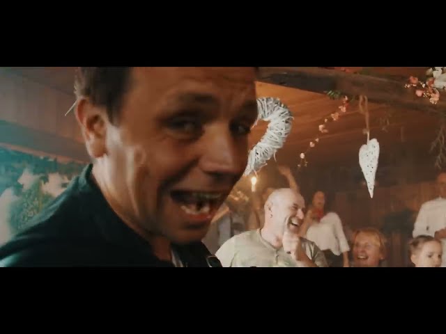 Holladri 20 von Dorfrocker & Ikke Hüftgold ((jetzt ansehen))