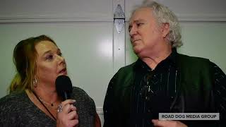 We All Come Together for John Berry and Music Health Alliance with T. Graham Brown