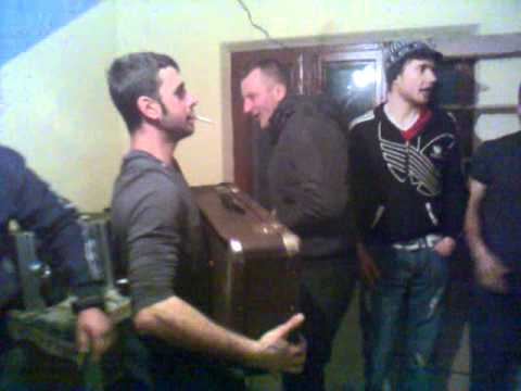 iordan 2012 cu nebuni din valea mare.mp4