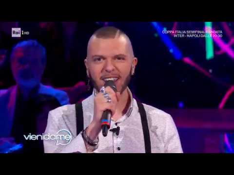 Marco Sentieri canta 'Billy Blue' - Vieni da me 12/02/2020