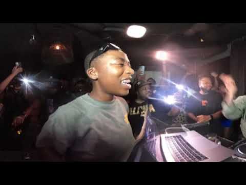 2wo Bunnies Spinning at BambaTuesday - 360