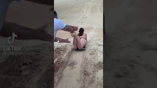 砂場で??　#shorts  #水着　#sexy