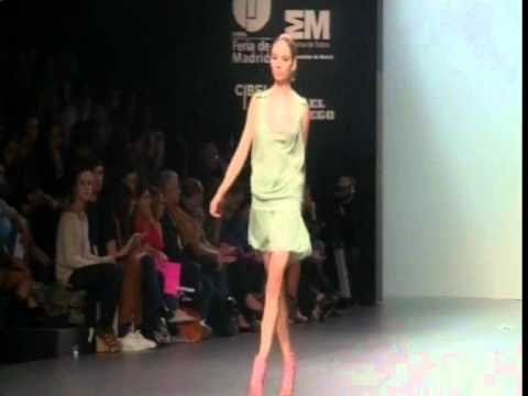 Cibeles Madrid Fashion Week-Miriam Ocariz El mundo de Miriam