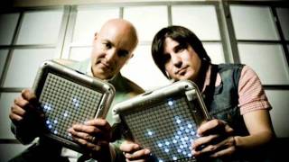 Bulevar 2000 (cortavenas mix) - Nortec Collective presents: Bostich+Fussible؀