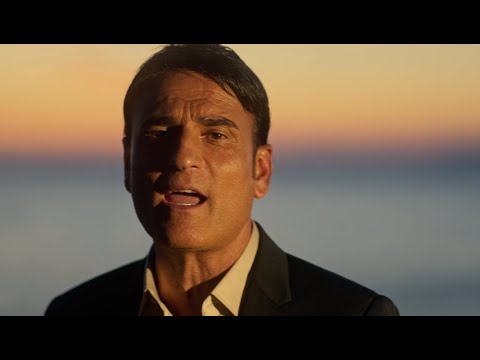 Sal Da Vinci - Rossetto e caffè on Spotify Charts