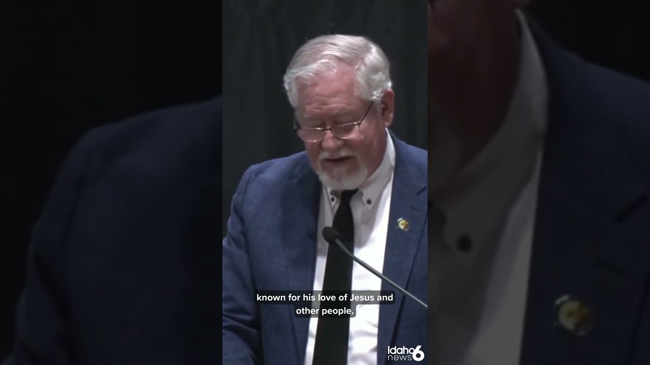 Rep. Skaug reads obituary of late Mayor Rick Hogaboam