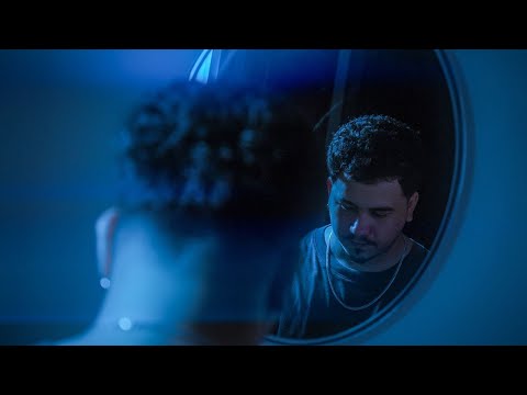 KAEMIZÊ – ALÉM DO ESPELHO | (Clipe Oficial)