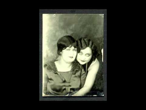 Birmingham Bertha - Miff Mole & His Little Molers (Leo McConville, Phil Napoleon, Jimmy Dorsey)