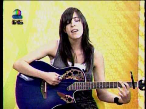 Mariana Vega - Lejos de reconocer (En Vivo URBE tv)