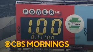 Who won the $1 billion Powerball jackpot