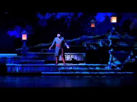 Kristian Benedikt sings Nessun dorma in Santiago