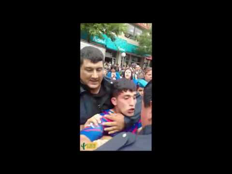 Morón | Cuatro policías contra un vendedor ambulante