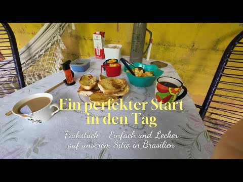 Healthy and delicious - Brazilian breakfast: Papaya smoothie and breakfast classic Pão na chapa!