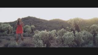 Sarah Darling - You Can&#39;t Call Love