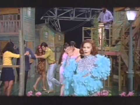 TITA MERELO  "A mi no me cambia nadie"