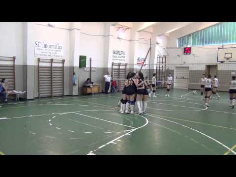 Semifinale under 18 Amandola  H R Volley  0-3