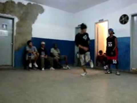 E.O.N. - 1º Batalha - B Boy Patolino Vs B Boy Papel