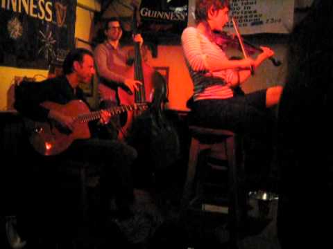 LES Hot Club "Minor Swing" at Paddy's