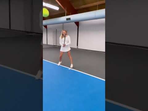 Backhand bombs of @anakuparev 💣