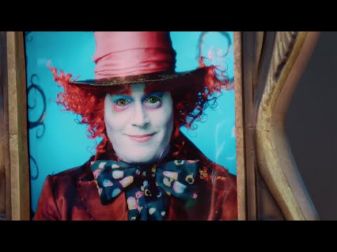 Alice Through the Looking Glass (Featurette 'The Mad Hatter Surprise')
