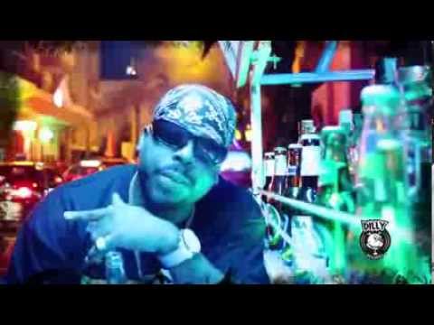 Daz Dilly !!! Goin Gorilla"