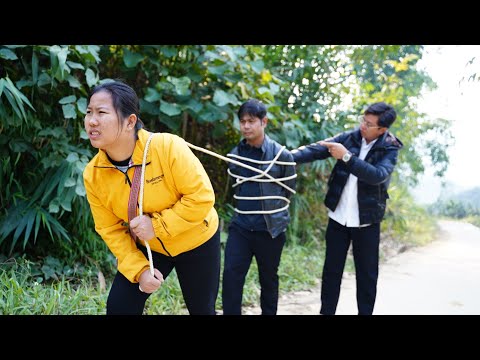 CEO Tri and a single mother confront Vietnam's most notorious robber for the first time.