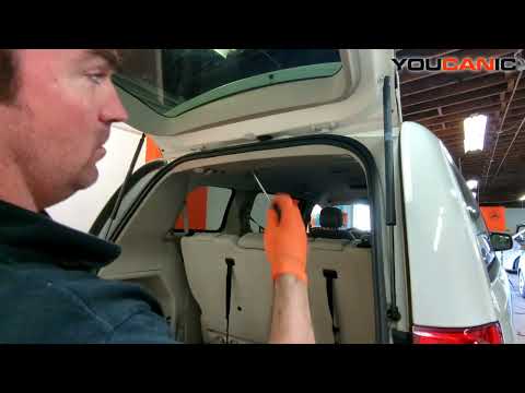 2008-2020 Dodge Grand Caravan – Trunk Lift Struts Replacement