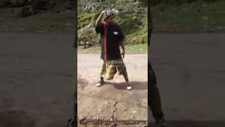 Download lagu Video lucu orang gila joget bikin ngakak (Sumpah lucu bangat dan gokil) mp3