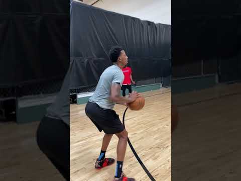 Delon Wright knocking down 27 threes in a row 😤 #shorts