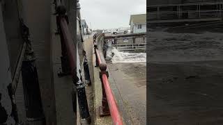 Ventnor Haven getting pounded