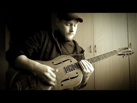 Easy Delta blues for beginners- open D tuning (bottleneck with Krbi's Guitar)