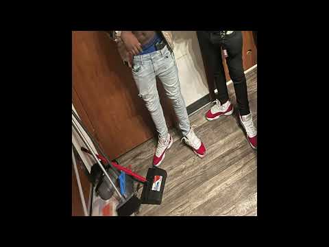 Naz Turnt - Touch Yo Toes