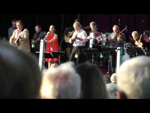 Benny Andersson Band Helen Sjöholm Tommy Körberg Det Är Vi Ändå 2011(HD)