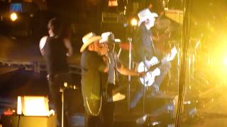 The BossHoss- 24.03.12 Berlin Max-Schmeling Halle- Run run devil HD