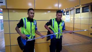 Download lagu LIPSING (ST GONDANGDIA) HANCUR BAND - PENGEN JADI ARTIS mp3