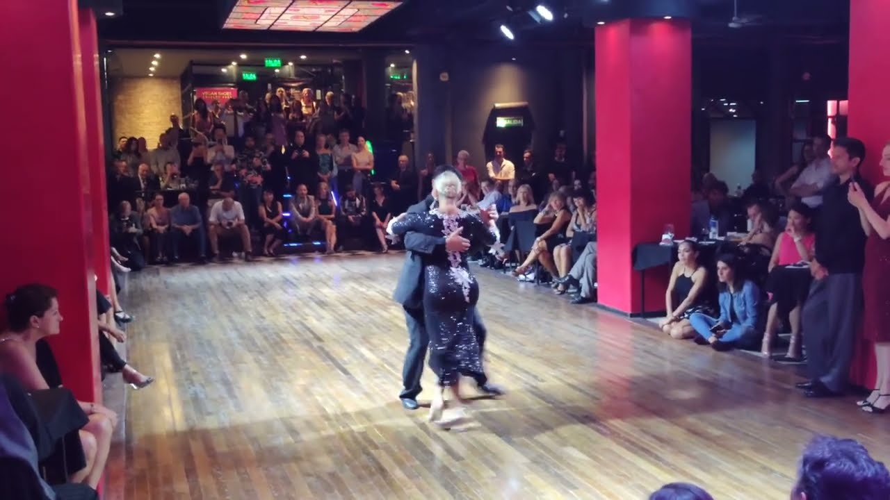 Video thumbnail for Alejandra Mantiñan y Alejandro Lázzaro con Los Herederos en "El Milongón" de Marabú