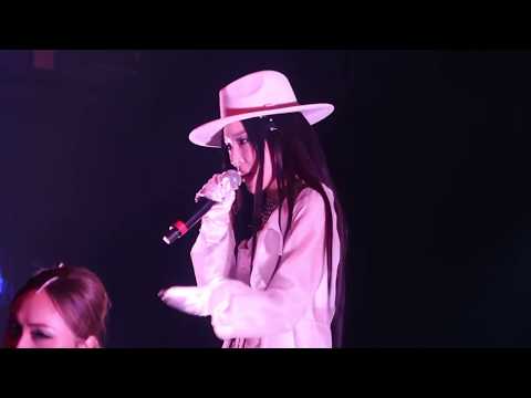 191104 Tiffany Young – “Over My Skin” // Toronto – Magnetic Moon Tour