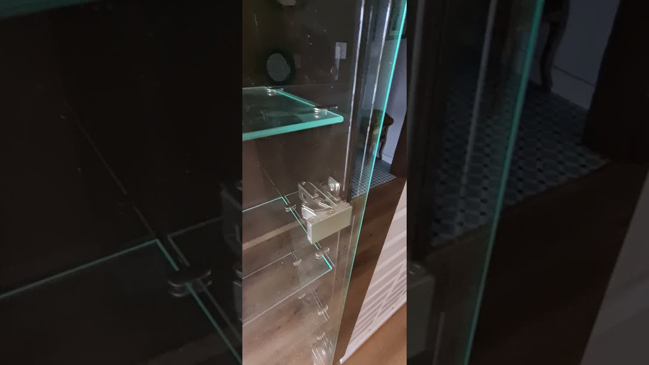 Glass-case with glass front, CRISTALLO hinges #shorts