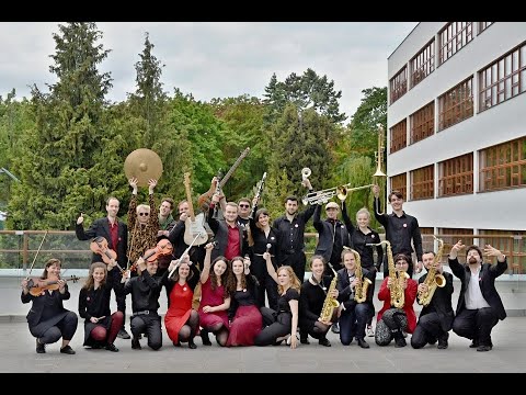 Umožněte Big EVR Bandu dělat VELKÉ věci dál