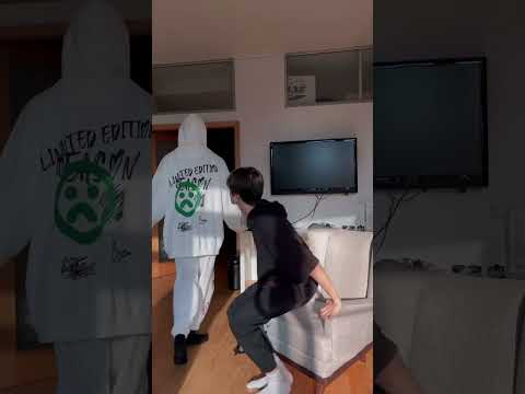 「Let's Dance」ダンスフロアの魔法の双子の瞬間
