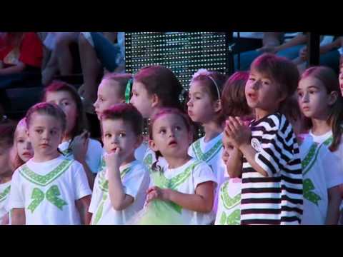 Dječji zbor "Srdelice" - Bože moj, čuvaj Hrvatsku / Mir, samo mir / Pozdravimo djecu svijeta