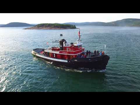 Peninsula Tug Boat Arrival