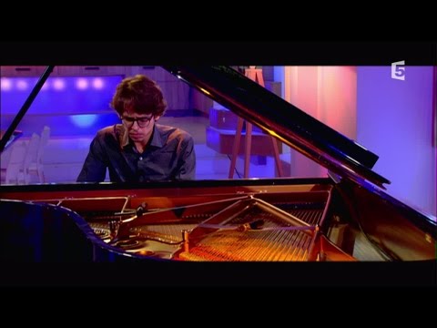 Lucas Débarque, en Live avec "Sonate K141 de Domenico Scarlatti" - C à vous - 27/05/2016